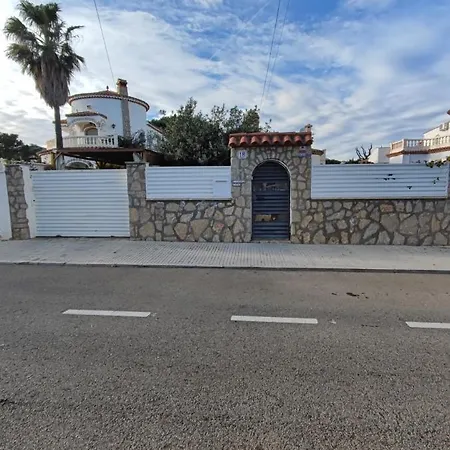 Appartement Apartamento Wifi Alta Velocidad, Netflix, Piscina Y Jardin Privados
